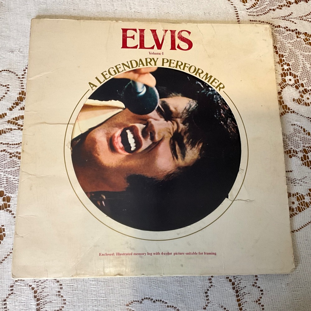 Elvis Presley A‎ Legendary Performer Vol 1 Vinyl LP RCA CPL1-0341 with Booklet